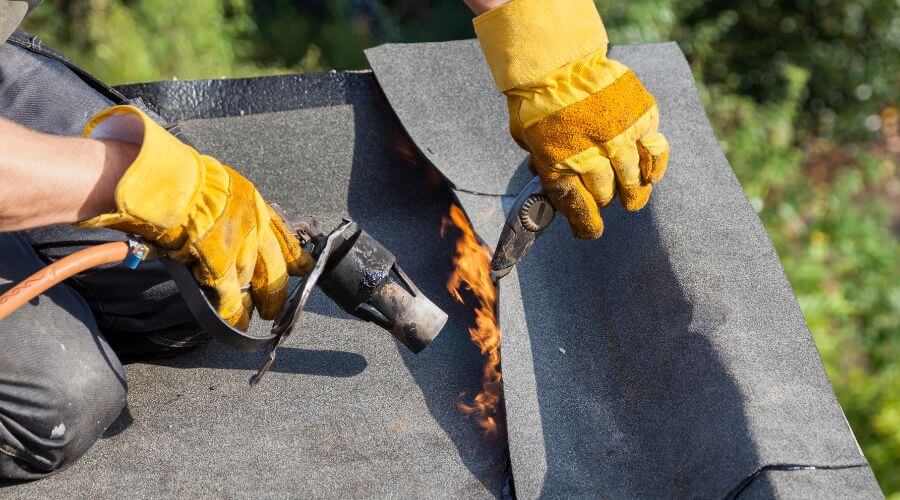 Expert Emergency Roof Repairs services in Lowell, WI